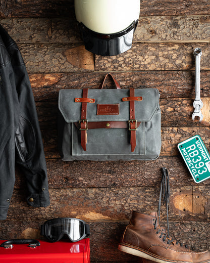 Forager 15"- Charcoal