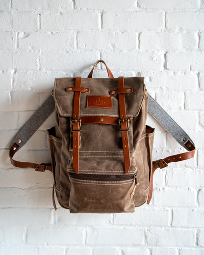 Field Backpack - Brush Brown